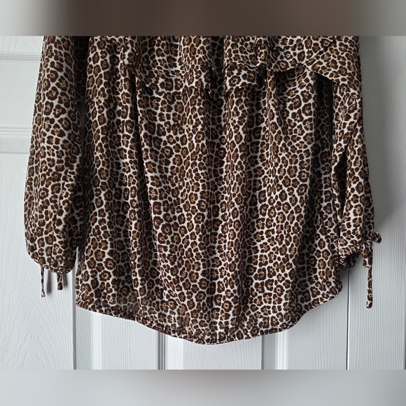 MICHAEL Michael Kors Animal Print Ruffle Off-Shoulder Blouse - Picture 4 of 10